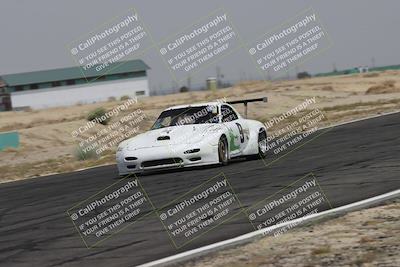 media/Jun-01-2025-CalClub SCCA (Sun) [[eae223c5dd]]/Group 6/Race (Front Straight)/